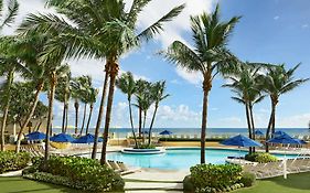 Eau Resort in Palm Beach